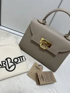 CARBOTTI Loren444★トープ