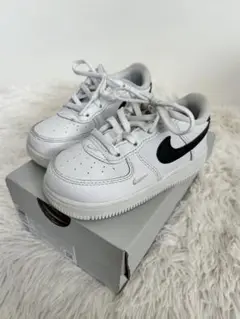 NIKE エアフォース1 キッズ　15センチ ホワイト　ブラック