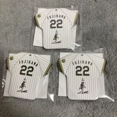 阪神タイガース　サインボールグミ　缶バッジ　藤川球児　３個セット