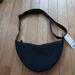 【新品】ユニクロ ミニショルダーバック 黒