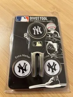 【新品未使用】ニューヨークヤンキース　グリーンフォークパック　マーカー付き