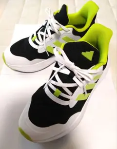 クリーニング済☆adidasアディダス ジュニアスニーカー フォルタラン24.5