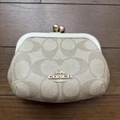 COACHがま口ベージュキャンバス