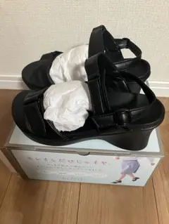 BEAUTE ブラック　サンダル　オフィス　サンダル