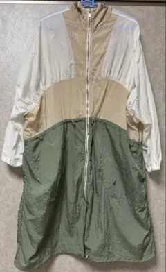 Item thumbnail for item e946c9b9-7e0d-44b8-8dcd-157d5c62b8e6