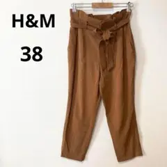 H&M エイチアンドエム M ウエストリボン付き　テーパードパンツ キャメル