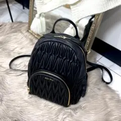 美品 MIUMIU ミュウミュウ マテラッセ バックパック ブラック
