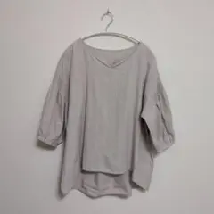 hareiro ベージュ 七分袖 シャツ