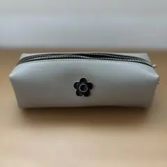 マリークワント　ペンケース