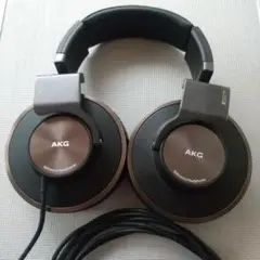 AKGヘッドホン K550MK2