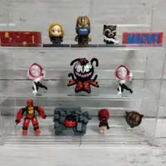 ☆マーベル　まとめ売り　13点セット　フィギュア＆キーホルダー＆ピンバッジ☆