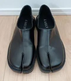 【完売品】AMELY エメリー 足袋 ローヒール パンプス ローファー ブラック