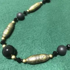 エスニックなロングネックレス(ポーチ付き)