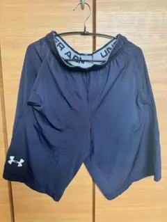 UNDER ARMOUR ネイビー トレーニングショーツ