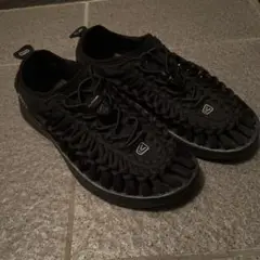 KEEN スニーカー 23cm