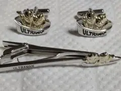 「昭和レトロ★ウルトラマン ネクタイピン＆カフスセット 新品未使用／箱なし」