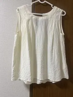 アイボリー ノースリーブ Vネック シャツ S