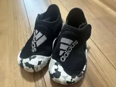 adidas キッズシューズ 15cm 黒/迷彩
