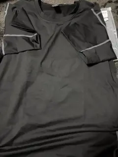 黒TシャツLサイズ