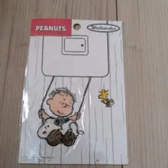 ピーナッツ　ウォールステッカー　スヌーピー