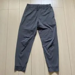 グレー スリムフィット ジャージパンツ