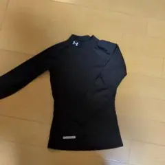 Under Armour 黒 長袖 アンダーシャツ