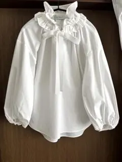 未使用　ネミカ　NEMIKA レリアン　棒タイ　フリル　ブラウス　ゆったり