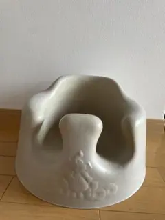 Bumbo バンボ ベビーチェア