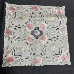 シルク　手刺繍　ハンカチ　新品未使用