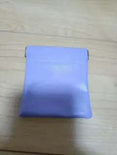 薄紫のアクセサリーケース