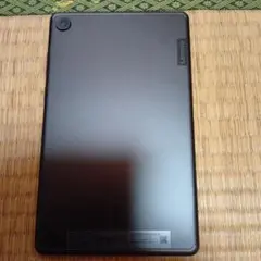 Lenovo タブレット本体 背面カメラ搭載