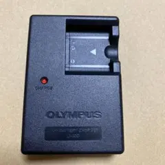 【オリンパス/デジタルカメラ】充電器 LI-40C/ 純正品　【本体のみ】
