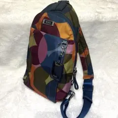 【希少　美品】TUMI トゥミ ショルダーバッグ ボディバッグ　マルチカラー