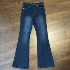 フレアブーツカットデニム　Mサイズ
