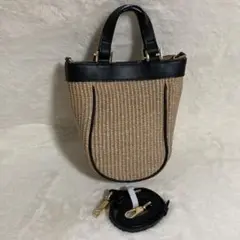 Item thumbnail for item dd389e49-b37c-42bd-8b2b-6285f3bfec52