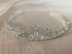 【ヘッドアクセとおまとめ割も可】シルバーティアラ 低め✴︎ウェディング✴︎