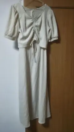 アイボリー 半袖カットソーワンピース M