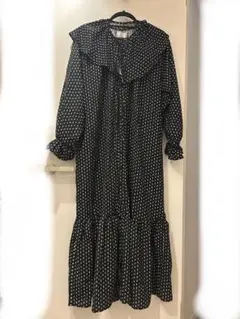 値下　黒と白のドット柄ロングワンピース