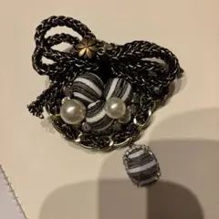 Item thumbnail for item e6e390e3-3fff-4cfe-a6a9-ab6fc6c16dd6