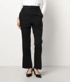 ストレートパンツ　イージーパンツ　ワイドパンツ