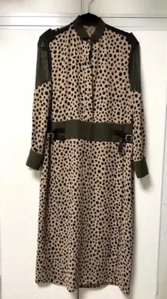 sacai☆サカイ ヒョウ柄襟付きワンピース
