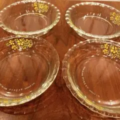 パイレックス　耐熱ガラス食器　花柄ガラス皿（小皿）4枚セット