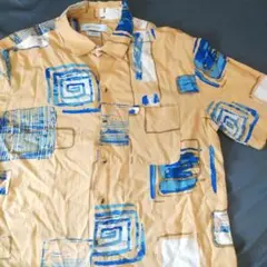 URBAN OUTFITTERS アーバンアウトフィッターズ シャツ 半袖