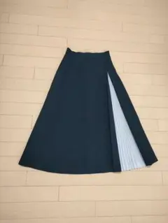 スリット切り替えプリーツ　ロングスカート