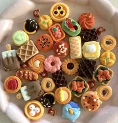食べ物系　デコパーツ　40個セット