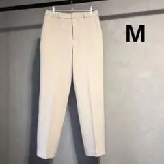 極美品 ユニクロ 感動スリムパンツ ベージュ M