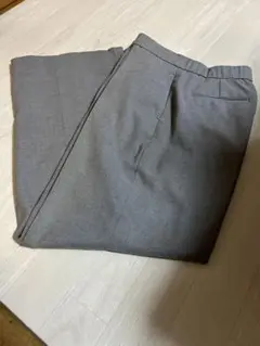 ユニクロ ワイドパンツ グレー スラックス L