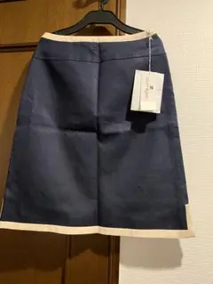 courreges 新品タグ付き　ネイビー 麻100% スカート