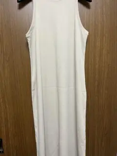 GU ノースリーブロングワンピース ベージュ