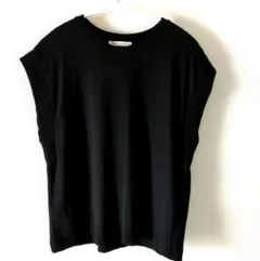 ZARA　ブラック　ノースリーブ 　Tシャツ サイズXS